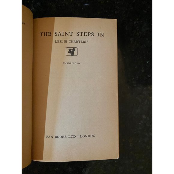 Leslie Charteris, The Saint Steps In, 1958 - Picture 5 of 6